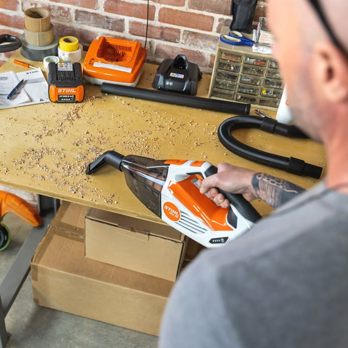STIHL® SEA 20 Handheld Vacuum